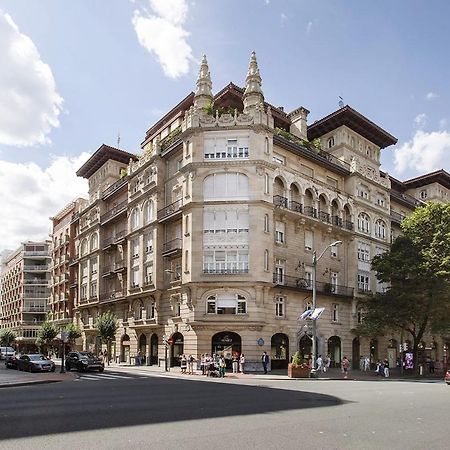 Habitacion En Vivienda Gran Via Bilbao Kültér fotó