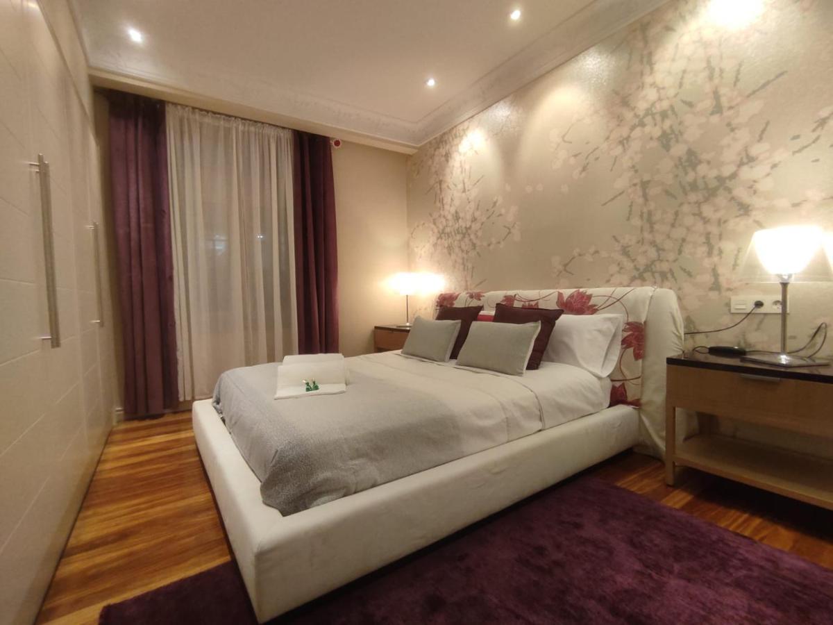 Habitacion En Vivienda Gran Via Bilbao Kültér fotó