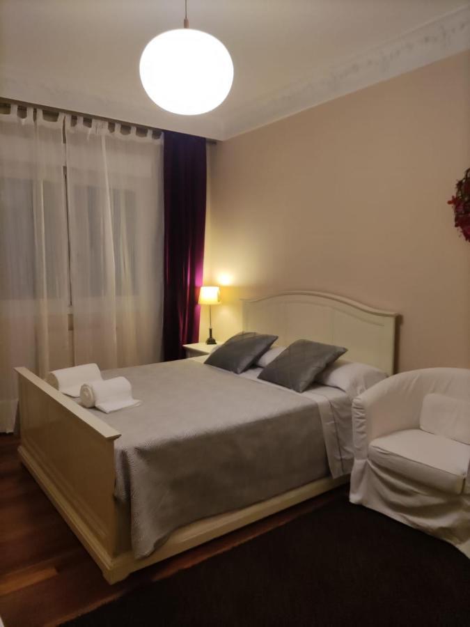 Habitacion En Vivienda Gran Via Bilbao Kültér fotó