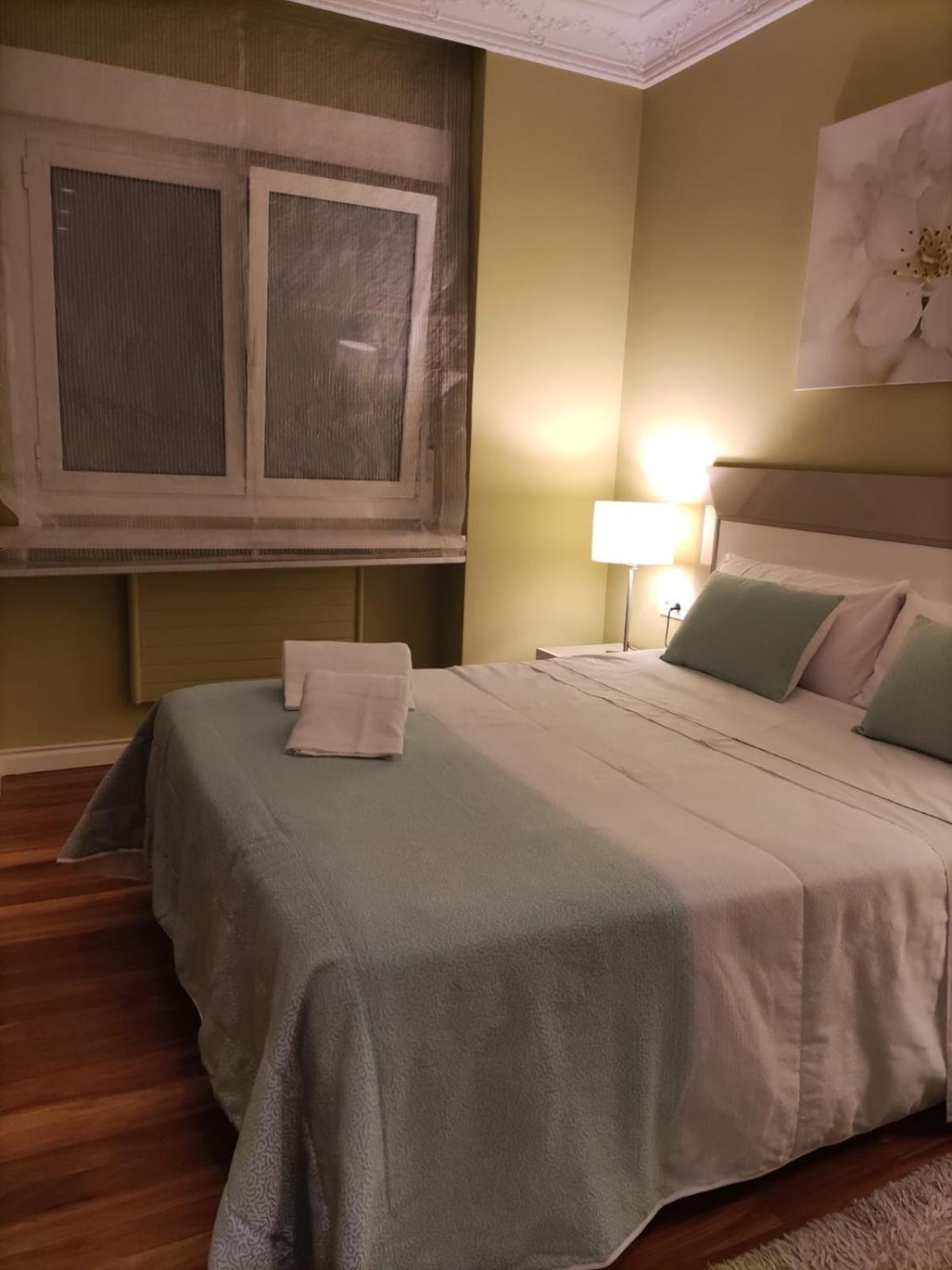 Habitacion En Vivienda Gran Via Bilbao Szoba fotó